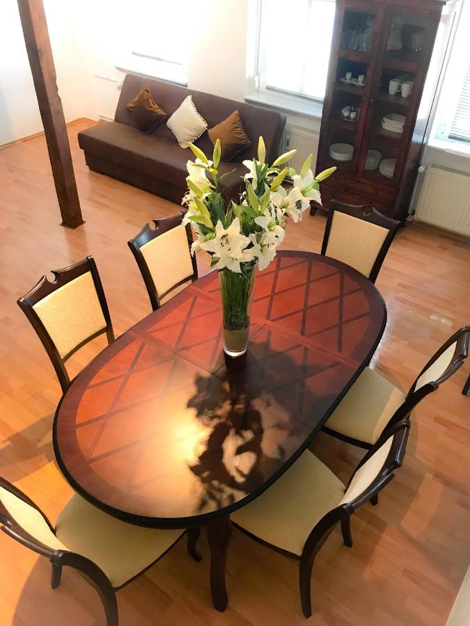 "Casa20200" 2 X Apartments Je 150Qm Fuer Business, Familien, Gruppen, Handwerker 15Min Von Berlin, Erdbeerhof, Outlet B5, 5Min Vom See Falkensee !! 2 Apartment Each 150Qm For Business , Families 15Min From Berlin!! المظهر الخارجي الصورة