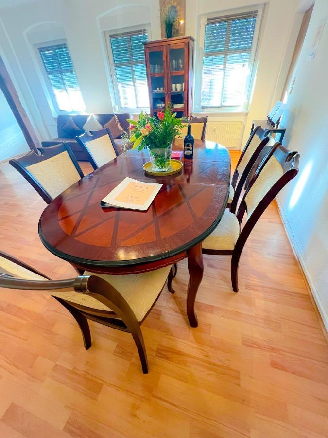 "Casa20200" 2 X Apartments Je 150Qm Fuer Business, Familien, Gruppen, Handwerker 15Min Von Berlin, Erdbeerhof, Outlet B5, 5Min Vom See Falkensee !! 2 Apartment Each 150Qm For Business , Families 15Min From Berlin!! المظهر الخارجي الصورة